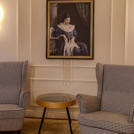 Hotel La Maison De Caroline 4*