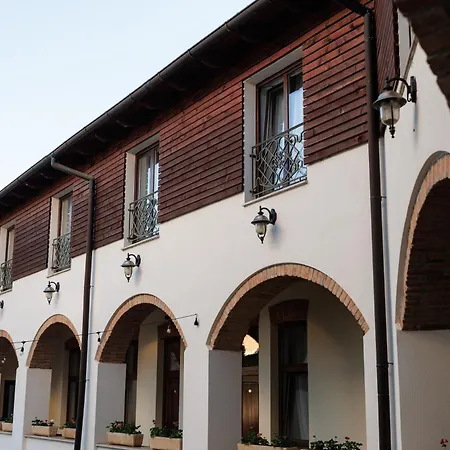 Hotel La Maison De Caroline 4*